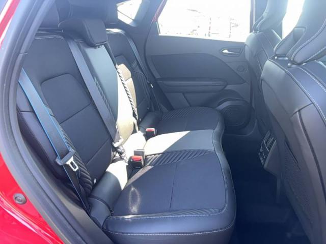 Renault Captur image 8