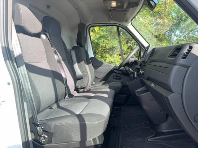 Renault Master image 5