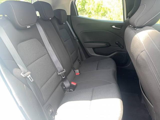Renault Clio image 2