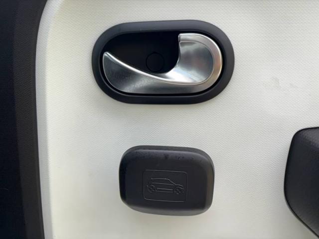 Renault Twingo image 6