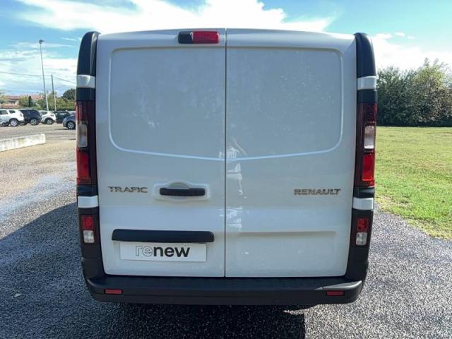 Renault Trafic image 2