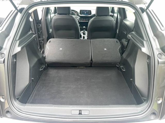 Peugeot 2008 image 1