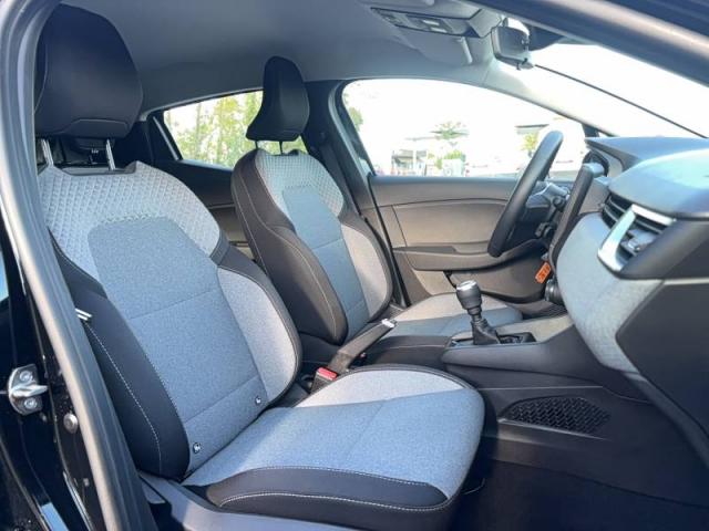 Renault Clio image 9