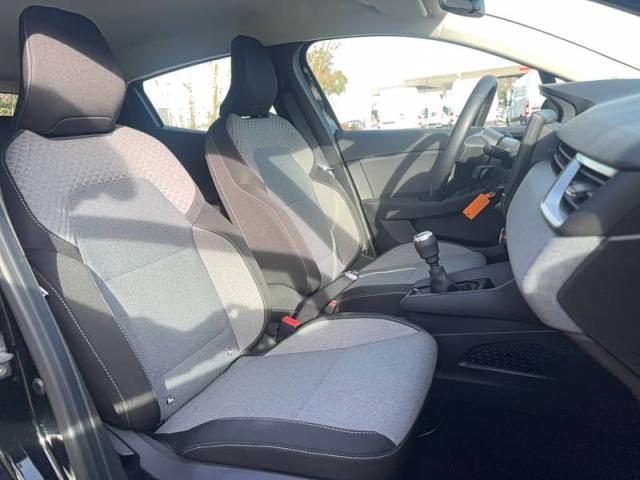 Renault Clio image 2