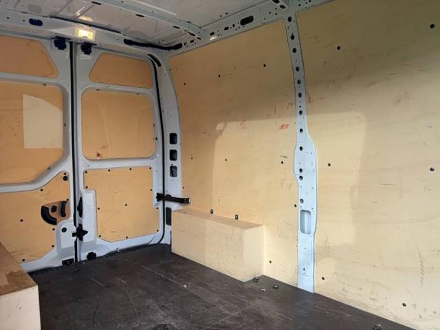 Renault Master image 8