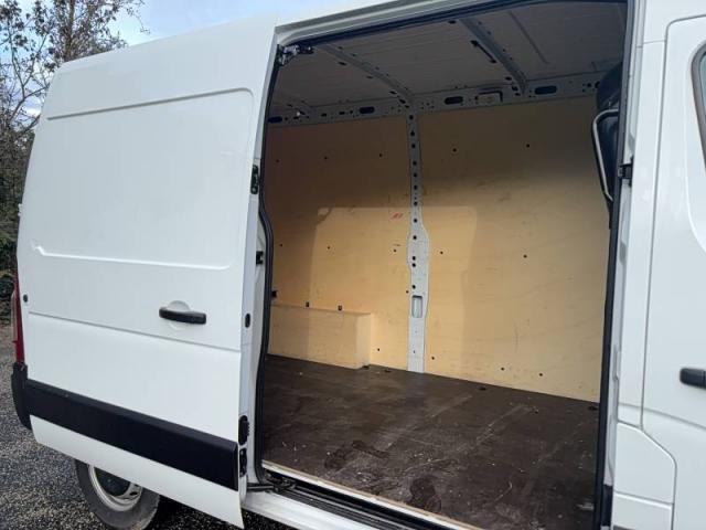 Renault Master image 7