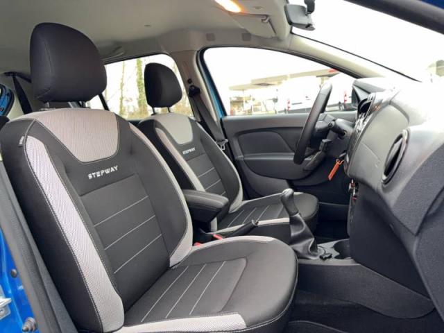 Dacia Sandero image 2