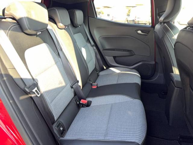 Renault Clio image 7