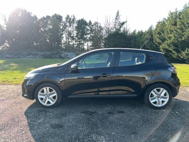 Renault Clio image 2