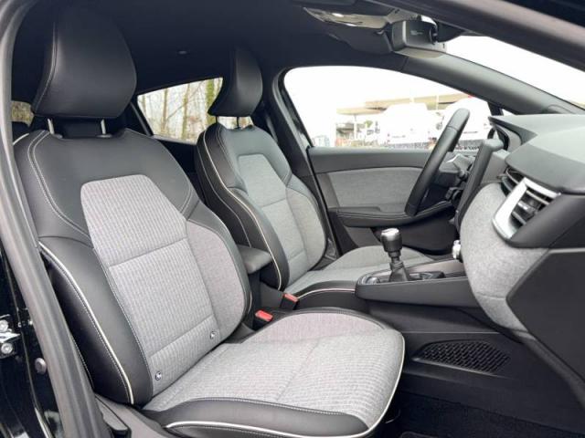 Renault Clio image 1