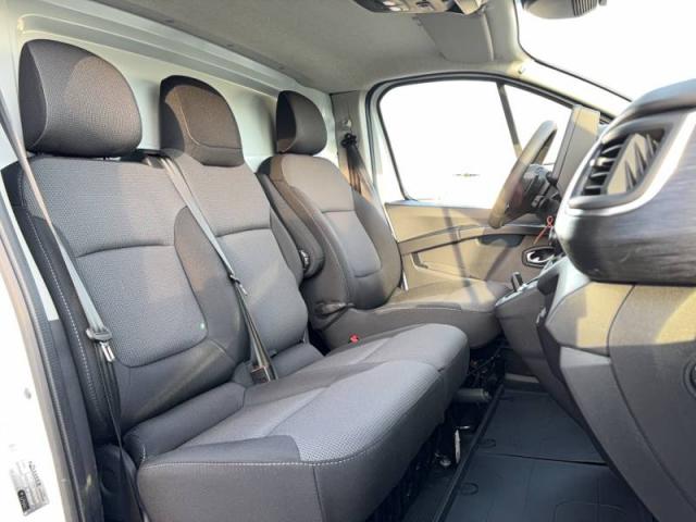 Renault Trafic image 6