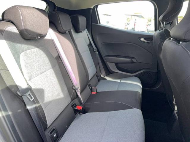 Renault Clio image 8