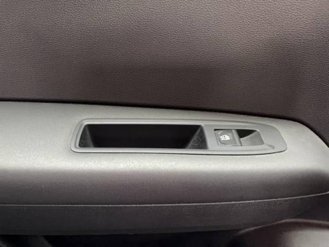 Renault Captur image 2