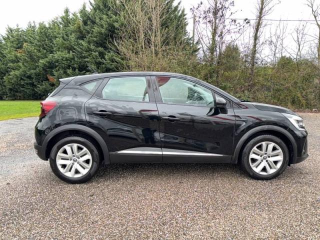 Renault Captur image 8