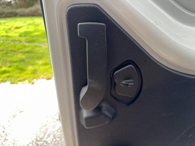 Renault Trafic image 4