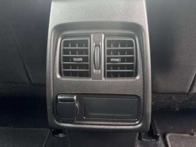 Renault Captur image 9