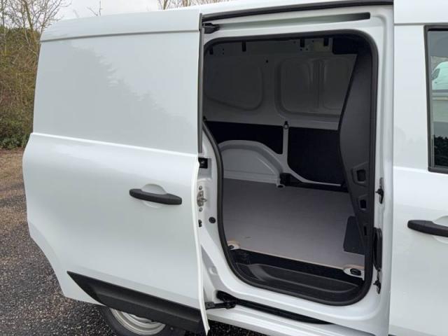 Renault Kangoo Van image 8