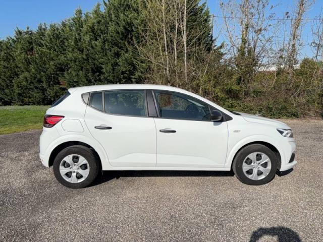 Dacia Sandero image 7