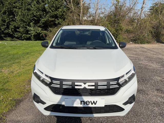 Dacia Sandero image 2