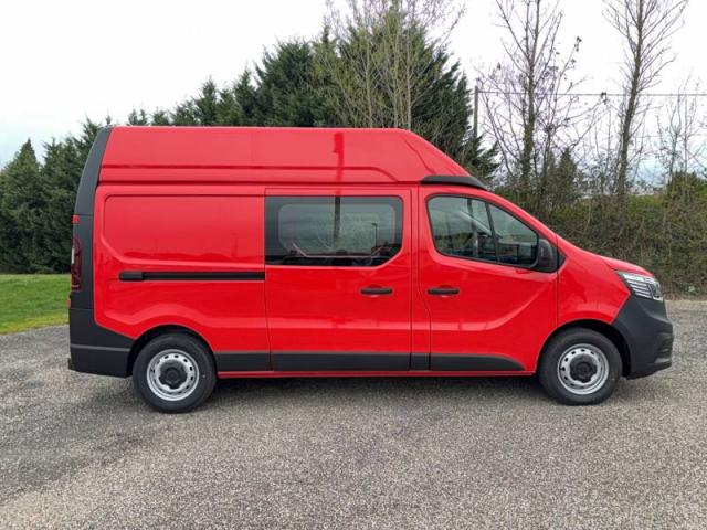 Renault Trafic image 9