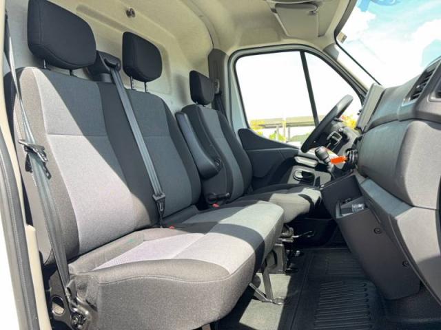 Renault Master image 7