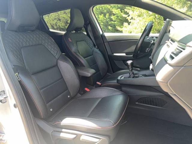 Renault Clio image 8