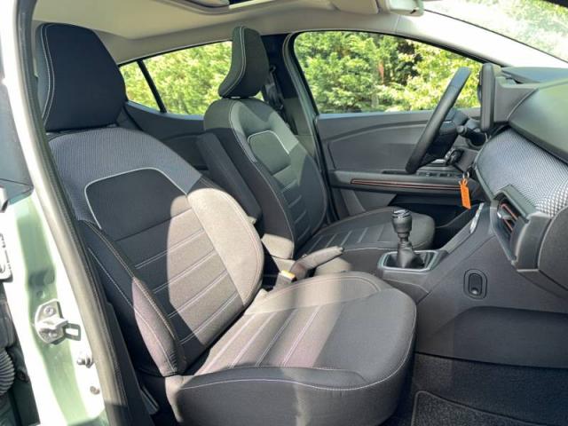 Dacia Sandero image 2
