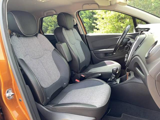Renault Captur image 9
