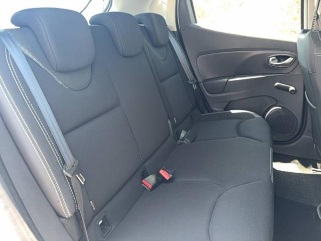 Renault Clio image 8