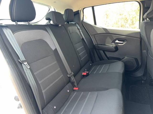 Dacia Sandero image 2