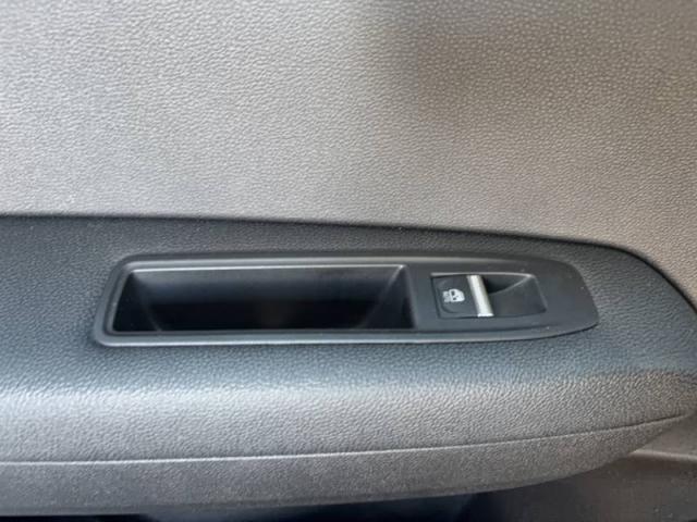 Renault Captur image 8