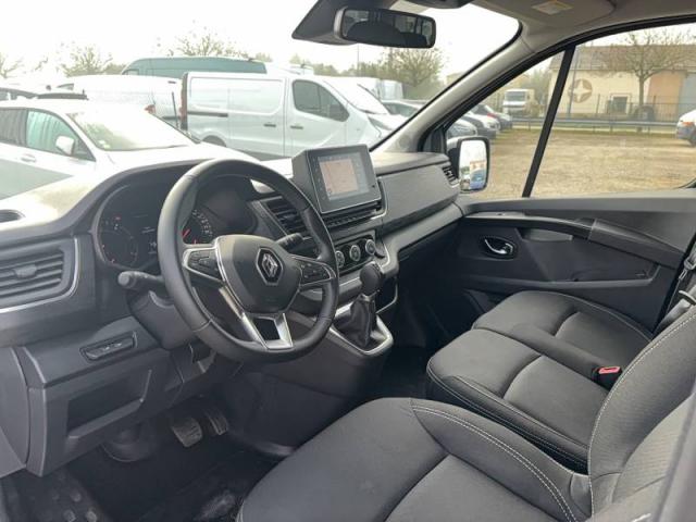 Renault Trafic image 4