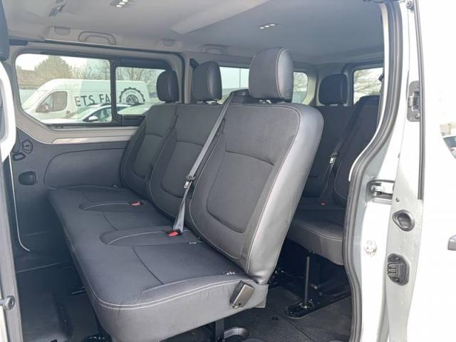 Renault Trafic image 9