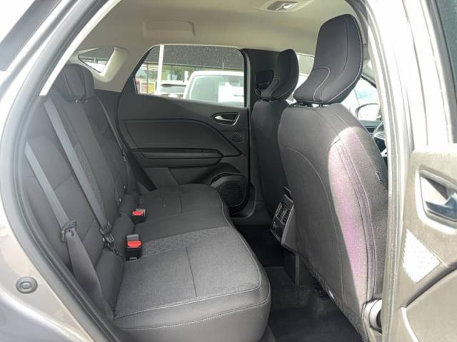 Renault Captur image 1