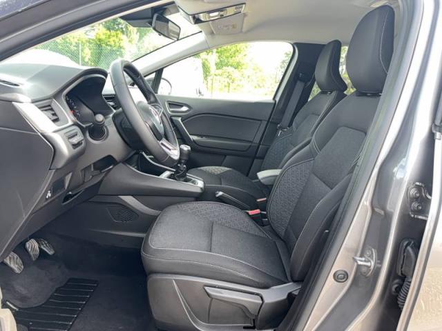 Renault Captur image 8
