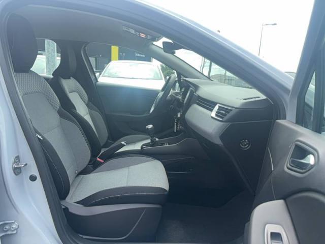 Renault Clio image 1