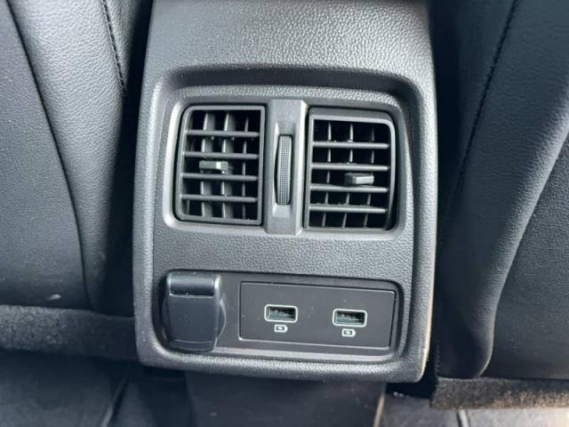 Renault Captur image 8