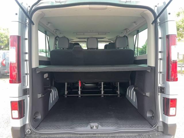 Renault Trafic image 1