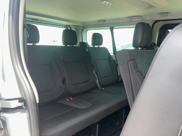Renault Trafic image 8