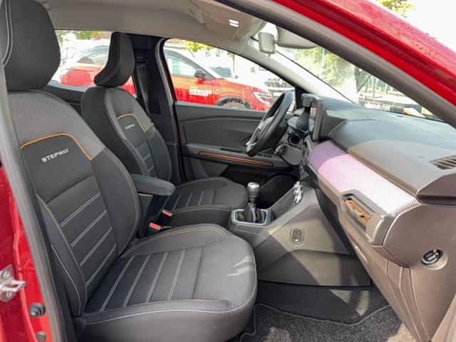 Dacia Sandero image 2