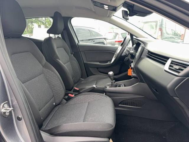Renault Clio image 6
