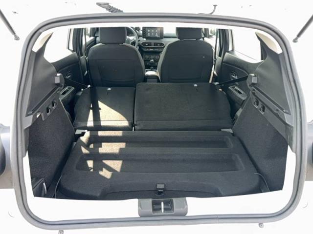 Dacia Sandero image 3