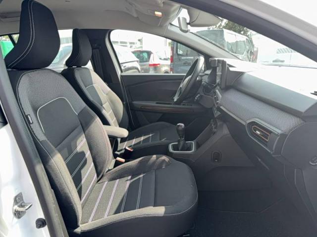 Dacia Sandero image 6