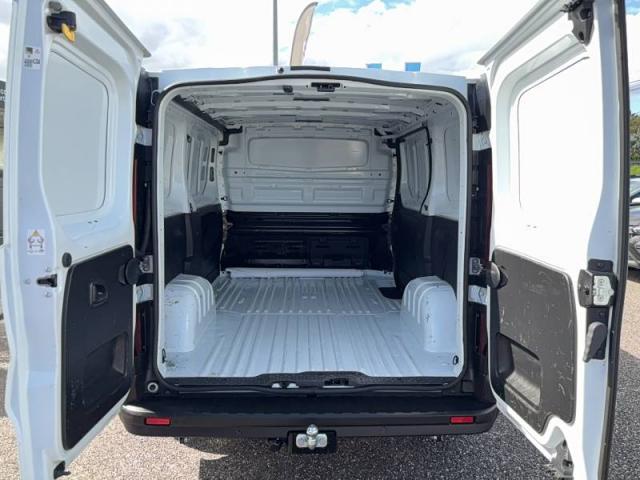 Renault Trafic image 9