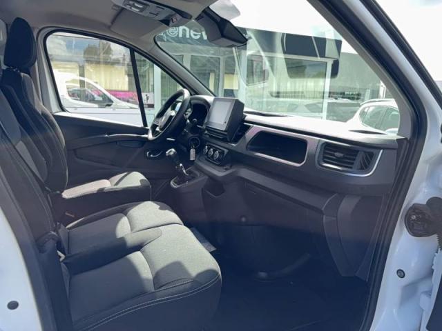 Renault Trafic image 8
