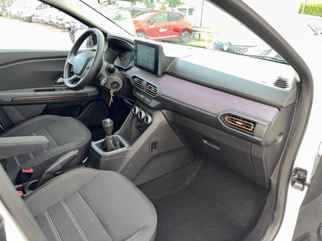 Dacia Sandero image 4