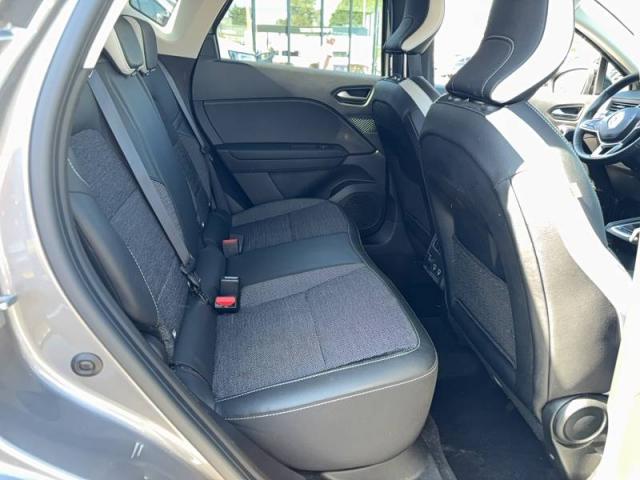 Renault Captur image 7