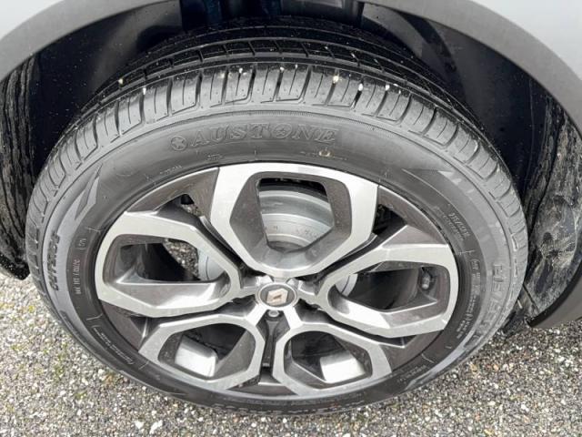 Renault Captur image 1