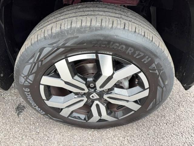 Dacia Duster image 4