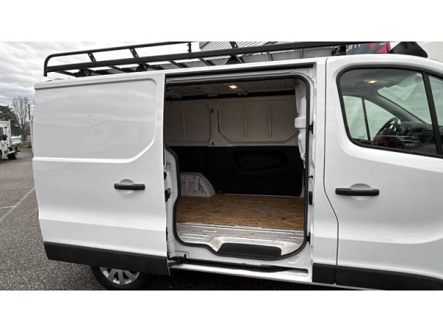 Renault Trafic image 1